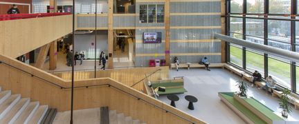Lindholmens tekniska gymnasiums innovativa interiör. Foto: Tim Kristensson