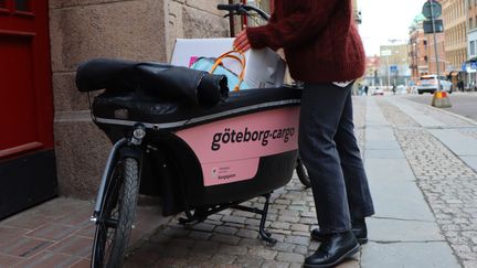 Den här typen av eldriven lastcykel går från och med 17 mars att hyra på Kungsgatan och Jaegerdorffsplatsen.