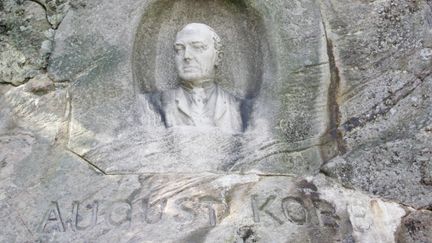 Porträtt av August Kobb i en berghäll,