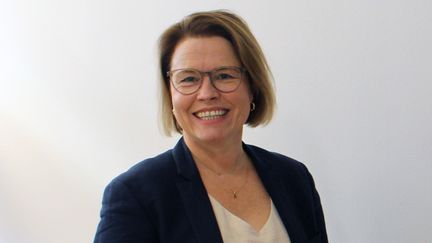 Hanna Askelund är chef på Språkcentrum.