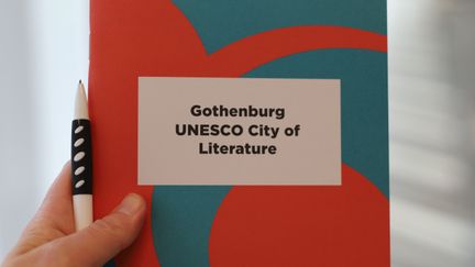 En anteckningsbok med texten Gothenburg UNESCO City of Literature