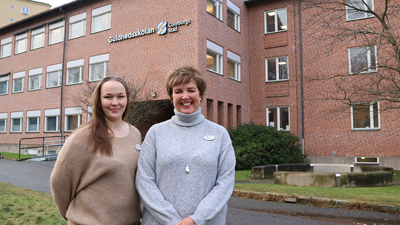 Emma Strandberg, peer support och Susanne Söderberg, biträdande rektor på Guldhedsskolan. Foto: Daniel Marsfeld