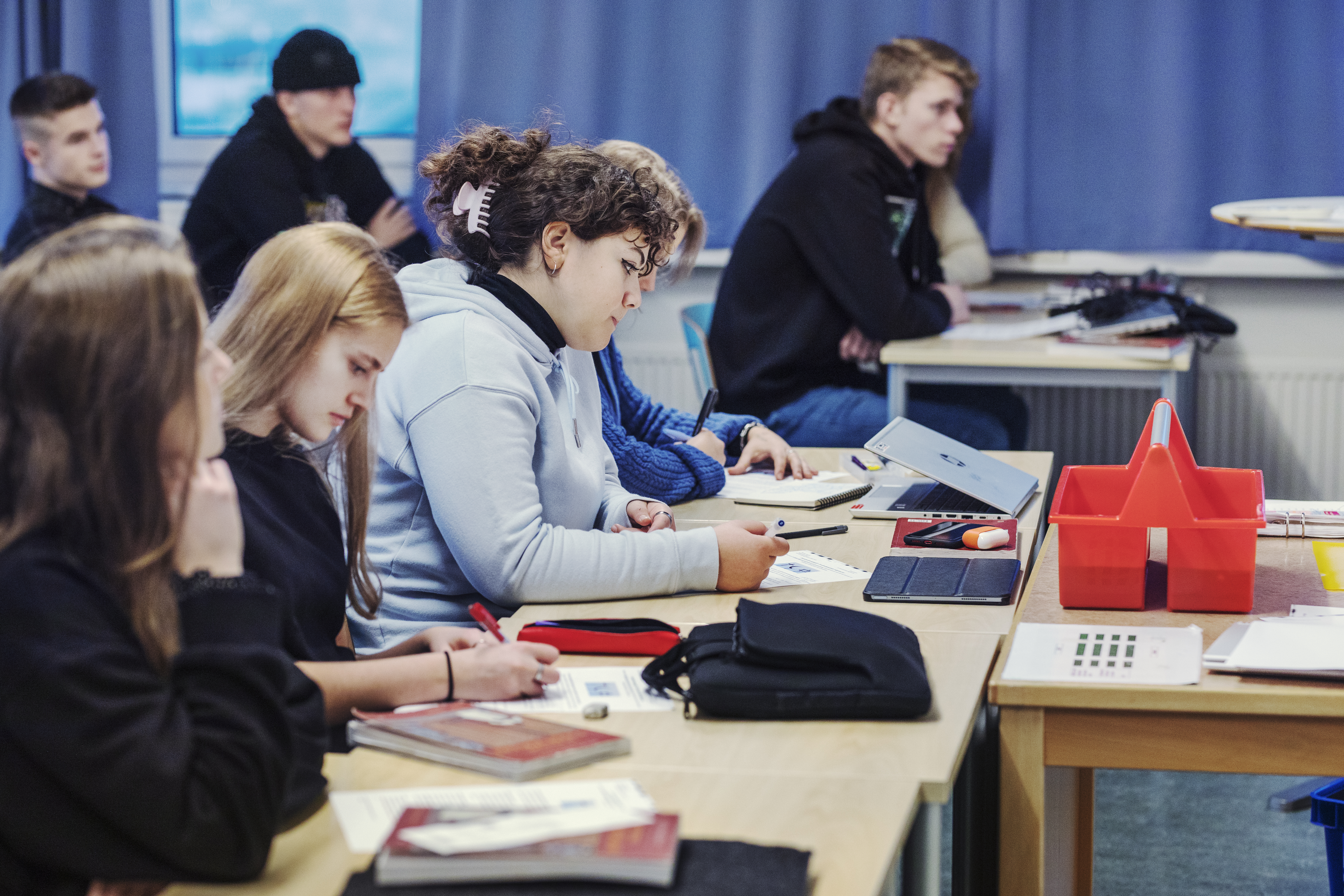 Elever i ett klassrum. 