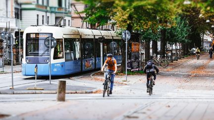 I Göteborgs Stads nya åtgärdsplan mot buller ska främst buller från väg- och spårtrafik reduceras. Foto Renata Meneses/pexels.com