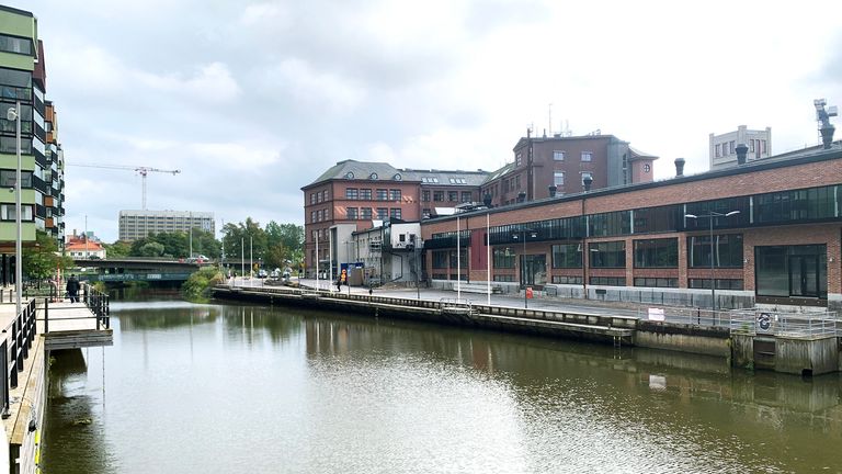 Byggstart i Gamlestadens fabriker med klimatsäkring av kajen längs Säveån