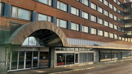 Utsidan av Eldorado, tegelhus i flera våningar