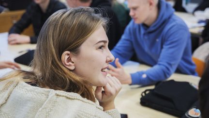 Ungdomar i skolmiljö