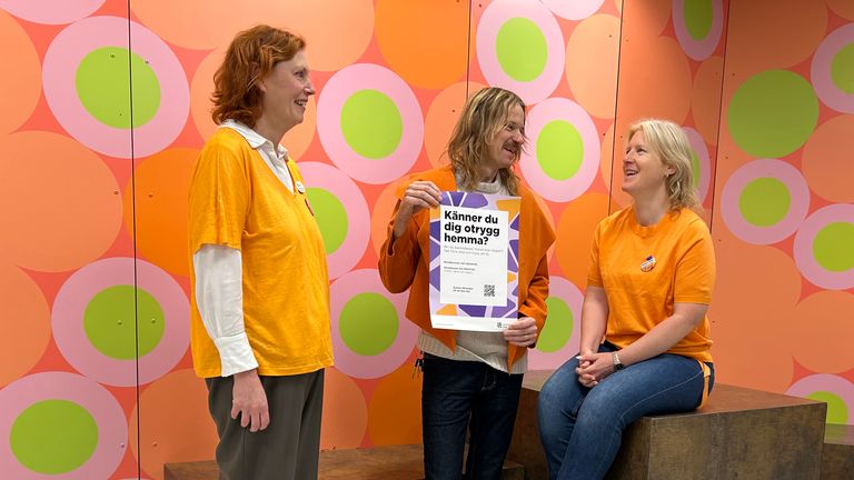 På bilden syns Frida Hellgren Kesti, biträdande rektor årskurs7-9, Rickard Hellgren, fritidsledare och visionsledare och Lisa Rödström biträdande rektor årskurs 4-6