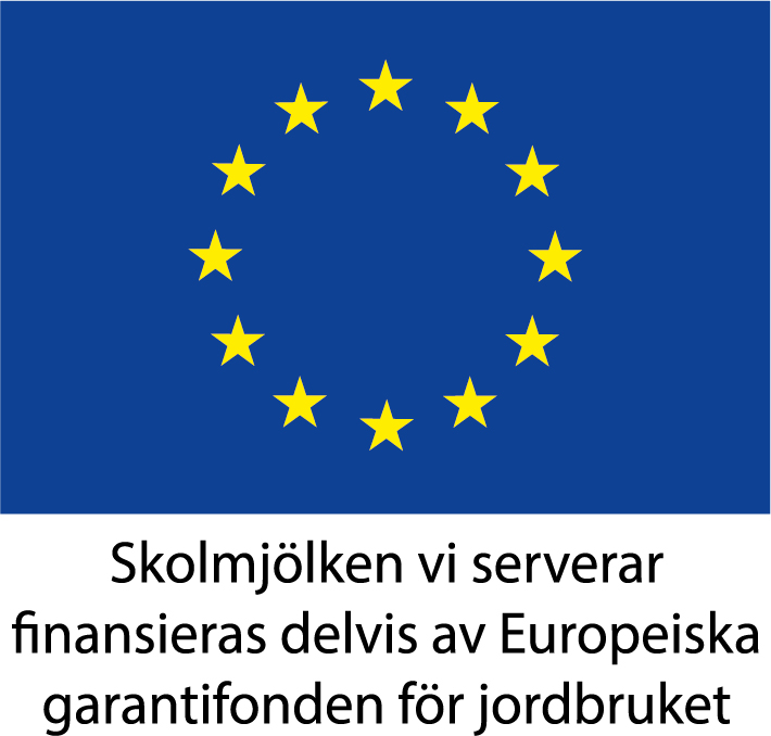 EU-flaggan samt texten "Skolmjölken vi serverar finansieras delvis av Europeiska garantifonden för jordbruket."