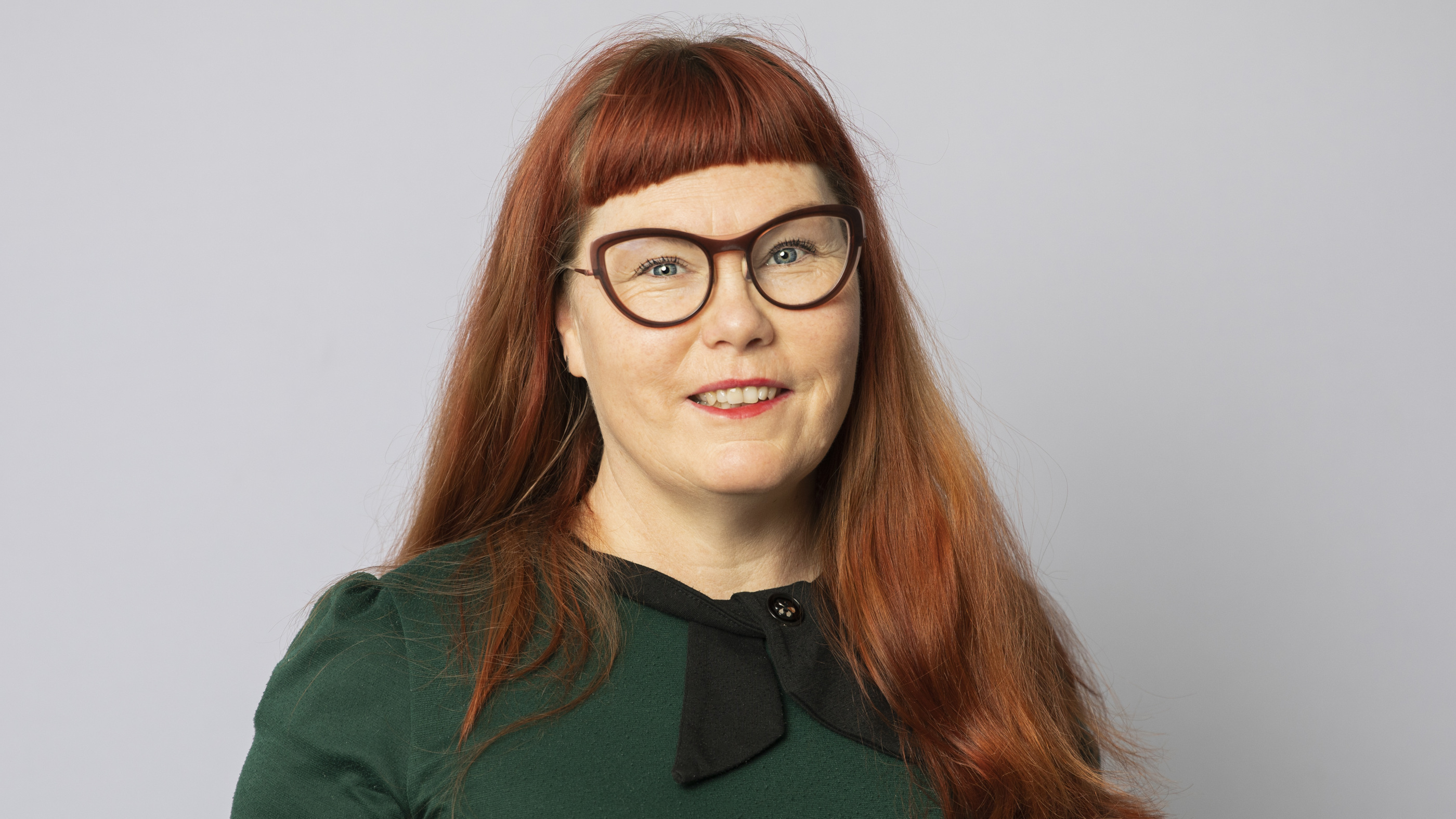Portr&auml;tt p&aring; leende person