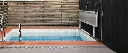 En av kallbassängerna på Skatås motionscentrum