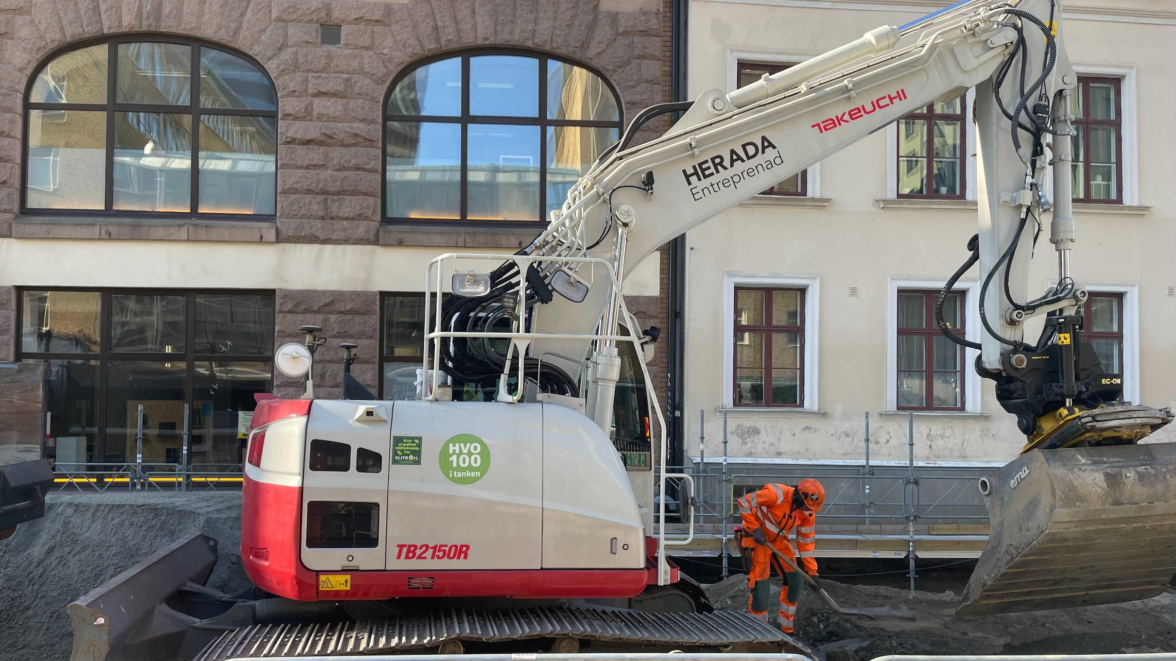 En arbetsmaskin som har HVO100 som drivmedel.