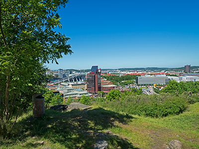 Vy från en utsiktsplats i Överåsparken, där man ser Ullevi och delar av Gårda. Foto: Peter Svenson
